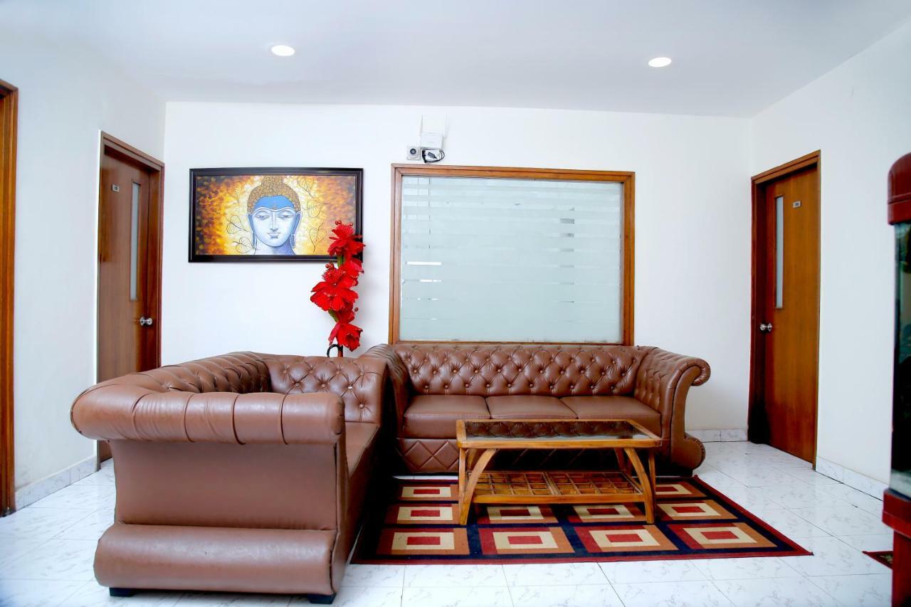 Maplewood Guest House, Neeti Bagh, New Delhiit Is A Boutiqu Guest House - Room 5 Exterior photo